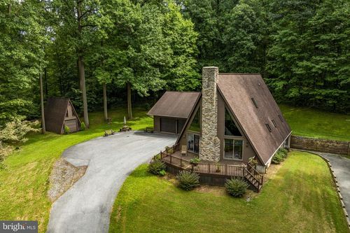 117 Fawn Hollow Road, NEWMANSTOWN, PA, 17073 | Card Image