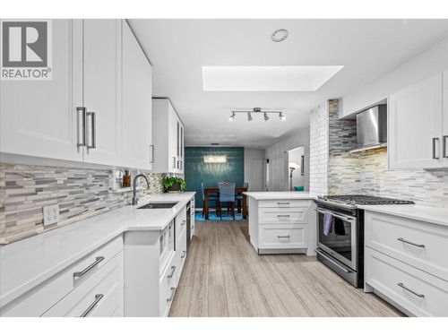 13614 Spencer Ave, Summerland, BC, V0H1Z5 | Card Image