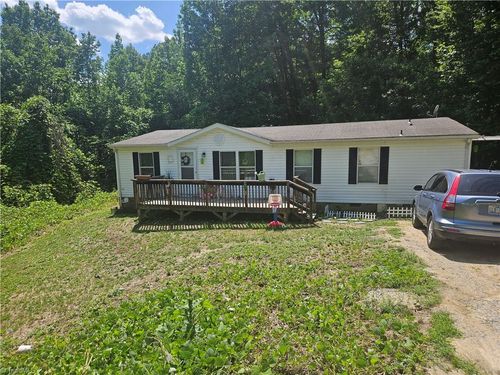 7014 Cain Forest Court, Walkertown, NC, 27051 | Card Image