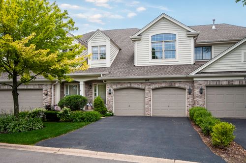 162 Fairway Drive, La Grange, IL, 60525 | Card Image