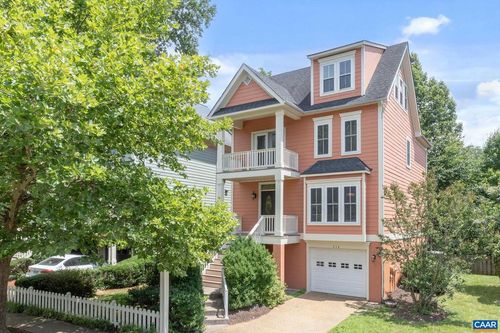 214 Huntley Ave, CHARLOTTESVILLE, VA, 22903-2988 | Card Image