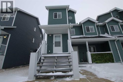 5220 50a Ave, Sylvan Lake, AB, T4S1E5 | Card Image