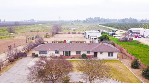 11175 E South Ave, Del Rey, CA, 93616-9739 | Card Image