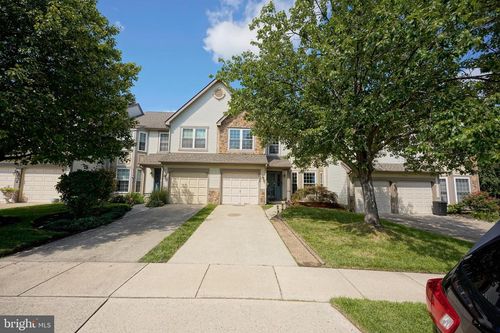 54 Sandhurst Dr, MOUNT LAUREL, NJ, 08054-6208 | Card Image