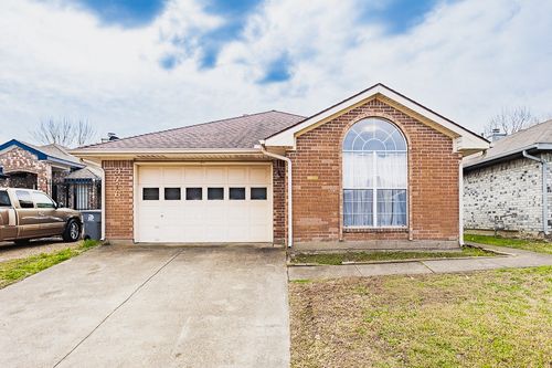 9716 Pinehurst Lane, Dallas, TX, 75227 | Card Image