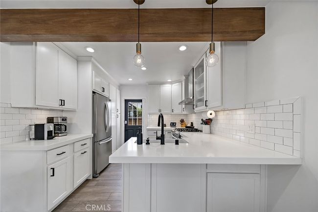4218 E 3 Rd St, House other with 2 bedrooms, 1 bathrooms and 1 parking in Long Beach CA | Image 8