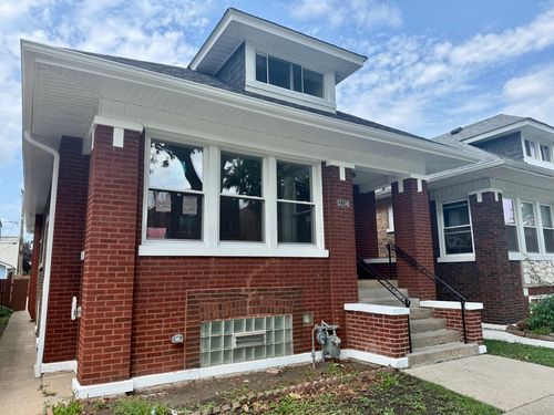 2234 Gunderson Ave, Berwyn, IL, 60402-2466 | Card Image