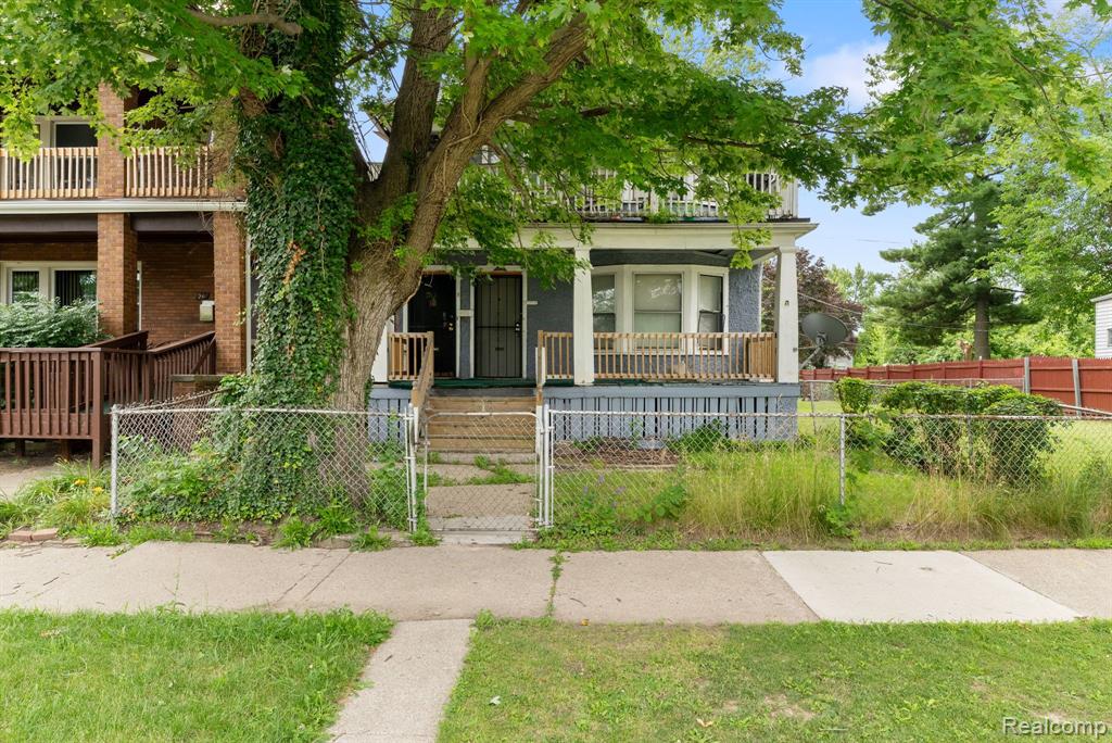 Cortland St, Highland Park, MI 48203