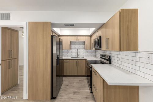 302c-6721 E Mcdowell Rd, Scottsdale, AZ, 85257-3100 | Card Image