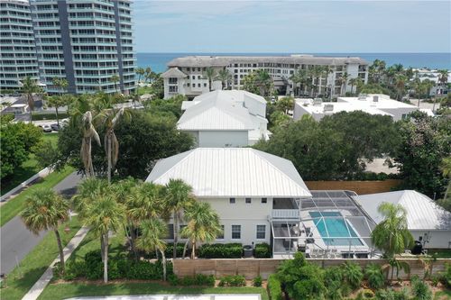 856 Cypress Rd, Vero Beach, FL, 32963-1611 | Card Image