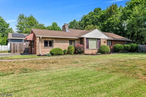 513 Boulevard, Hasbrouck Heights, NJ, 07604-1505 | Card Image