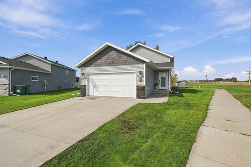 101 5th St E, Horace, ND, 58047-3501 | Card Image