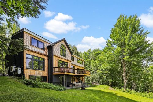 654 Moulton Lane, Stowe, VT, 05672 | Card Image