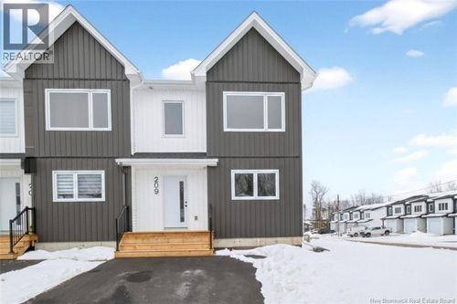 209 Donat Cres, Dieppe, NB, E1A9L5 | Card Image