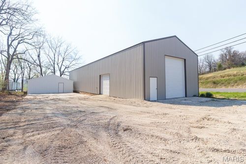 18826 Highway 64, Lebanon, MO, 65536-1964 | Card Image