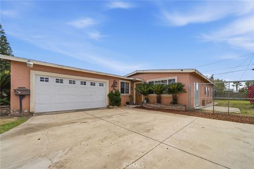 829 S Kenmore St, Anaheim, CA, 92804-4015 | Card Image