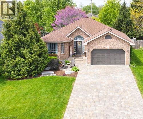 7 Spruce Grove Crt, Port Dover, ON, N0A1N6 | Card Image