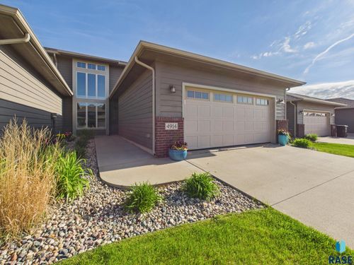 4914 E 63rd St Street, Sioux Falls, SD, 57108 | Card Image