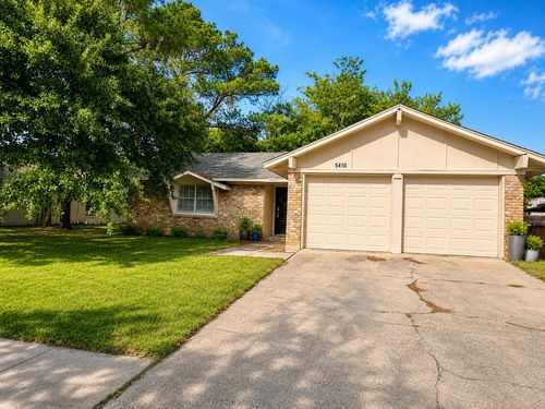 5410 Kings Manor Dr, Lake Dallas, TX, 75065-2644 | Card Image