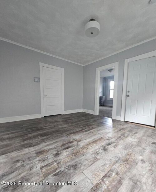1-922 S Webster Ave, Scranton, PA, 18505-4283 | Card Image