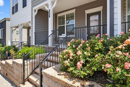 439 Portsdale Dr, Brentwood, TN, 37027-1554 | Card Image
