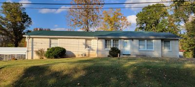 3024 Vanleer Hwy, House other with 3 bedrooms, 2 bathrooms and 3 parking in Charlotte TN | Image 3