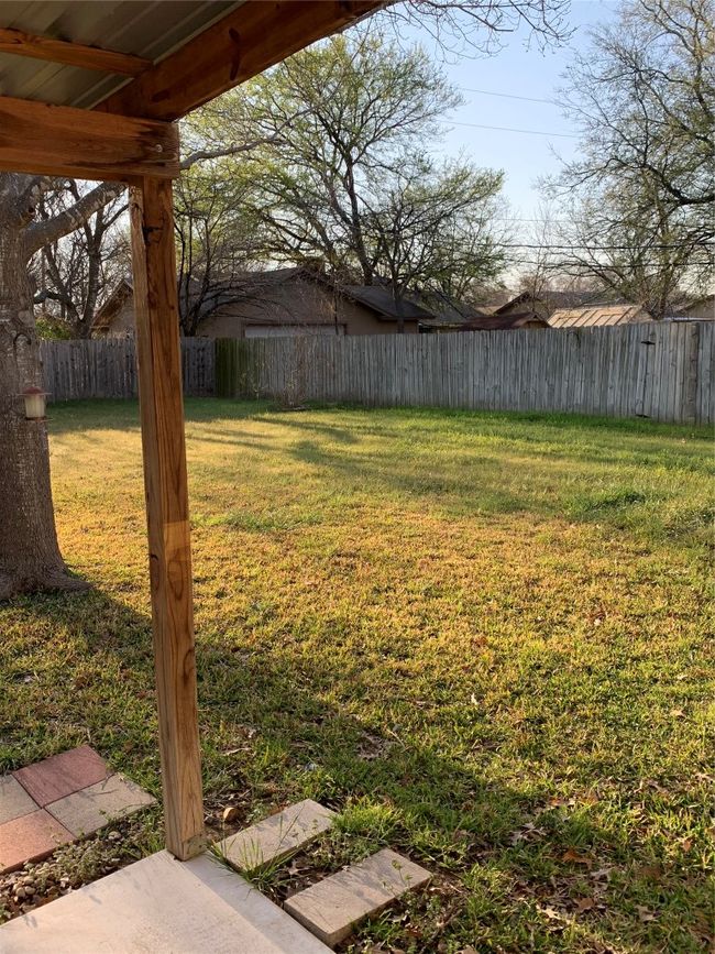 View of fenced​​‌​​​​‌​​‌‌​‌‌​​​‌‌​​‌‌​‌​​​​​‌ backyard | Image 25