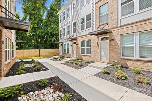 5017 Sovereignty Ct, Charlotte, NC, 28205-6395 | Card Image