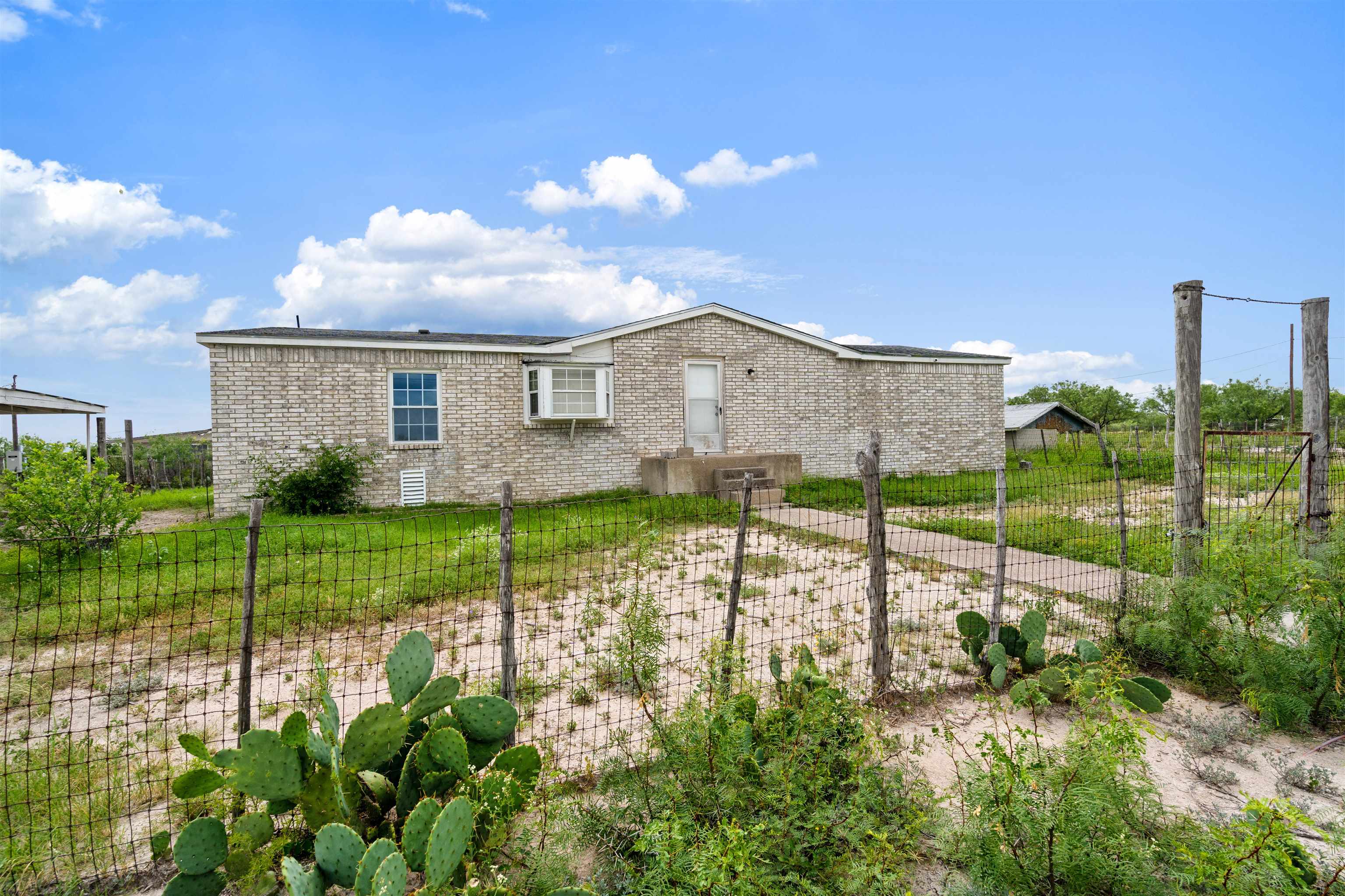 Residential in Del Rio