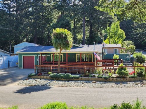 2420 Jefferson St, Port Orford, OR, 97465-8557 | Card Image
