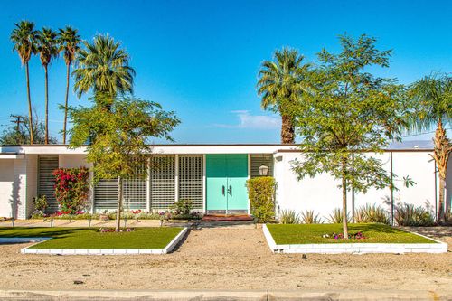 73070 Grapevine St, Palm Desert, CA, 92260-5594 | Card Image