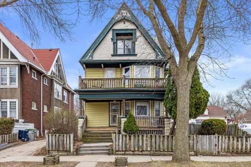 2610 N 10th St, Milwaukee, WI, 53206-3122 | Card Image