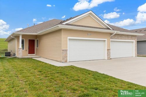 8202 S 178th St, Omaha, NE, 68136-2020 | Card Image