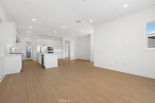 125 Seep, Condo with 4 bedrooms, 4 bathrooms and 2 parking in Irvine CA | Image 19
