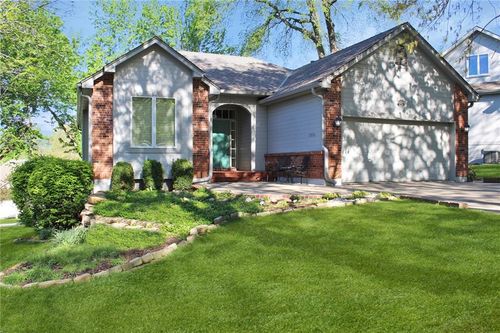 17800 E 30th St S, Independence, MO, 64057-3302 | Card Image