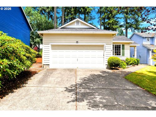 19802 Se 8th Cir, Camas, WA, 98607-8567 | Card Image