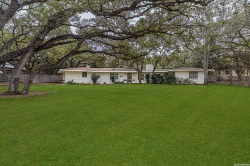 206 Zornia Dr, Castle Hills, TX, 78213-2112 | Card Image