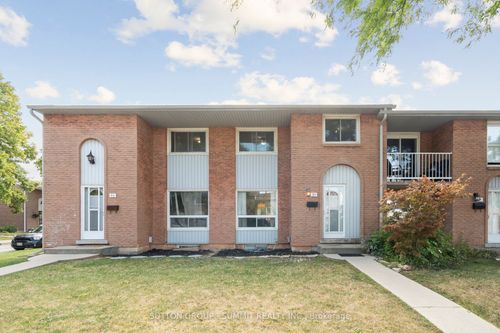 35-151 Gateshead Cres, Stoney Creek, ON, L8G3W1 | Card Image