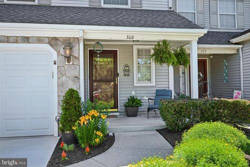 308 Hazelwood Ln, EVESHAM, NJ, 08053-4704 | Card Image