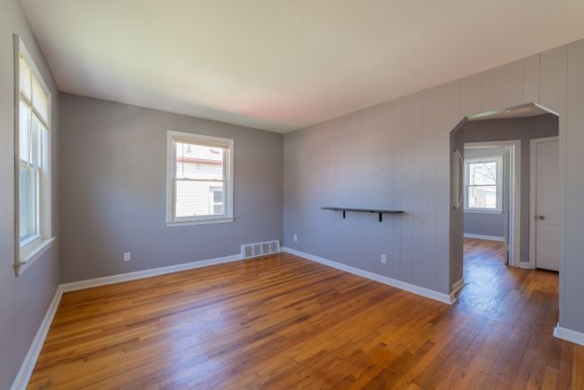 13517 Pearl St, House other with 2 bedrooms, 1 bathrooms and null parking in Southgate MI | Image 4