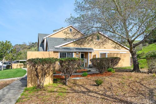 117 Captain Nurse Cir, Novato, CA, 94949-6436 | Card Image