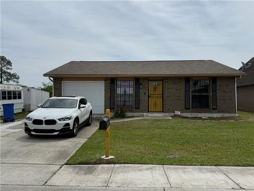 7 Point Coupee Place, New Orleans, LA, 70129 | Card Image