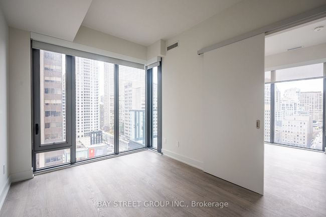 1503 - 8 Cumberland St, Condo with 2 bedrooms, 2 bathrooms and null parking in Toronto ON | Image 8