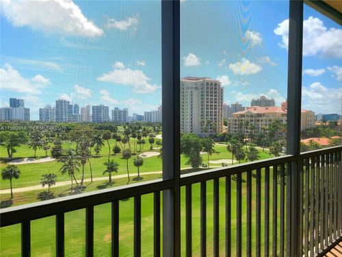 apt-705-20335 W Country Club Dr, Aventura, FL, 33180-1604 | Card Image