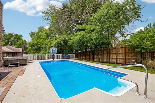 602 Fountain Hills Dr, Warrensburg, MO, 64093-2957 | Card Image