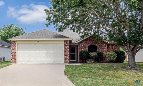 1614 Twisted Oak Dr, Temple, TX, 76502-6027 | Card Image