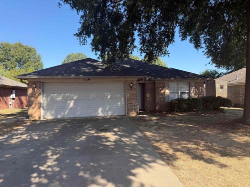 1760 Monaco Dr, Conway, AR, 72034 | Card Image