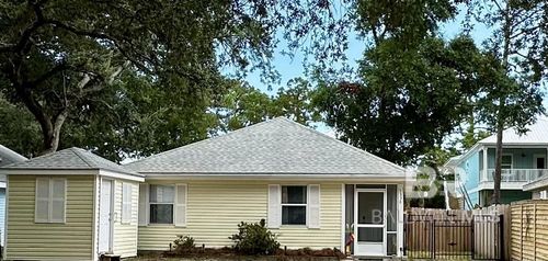 5338 Bay Dr, Orange Beach, AL, 36561-4912 | Card Image