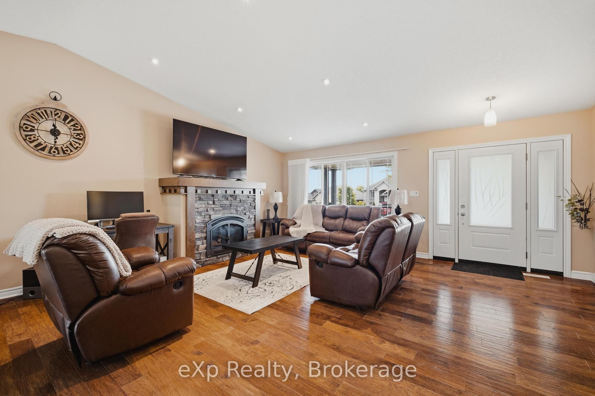Residential in Wellington North 4