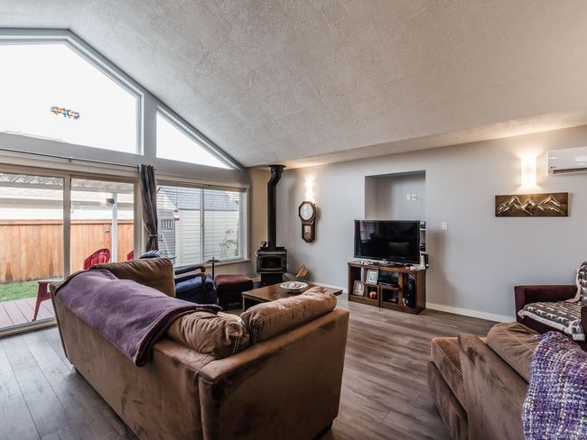 1337 4th Ave, House other with 3 bedrooms, 2 bathrooms and 4 parking in Ladysmith BC | Image 24